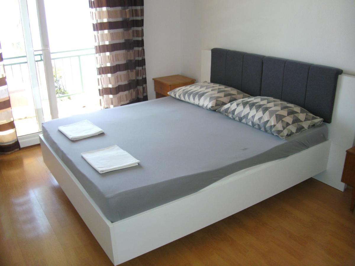Sea View Panorama Apartment L Омиш Экстерьер фото