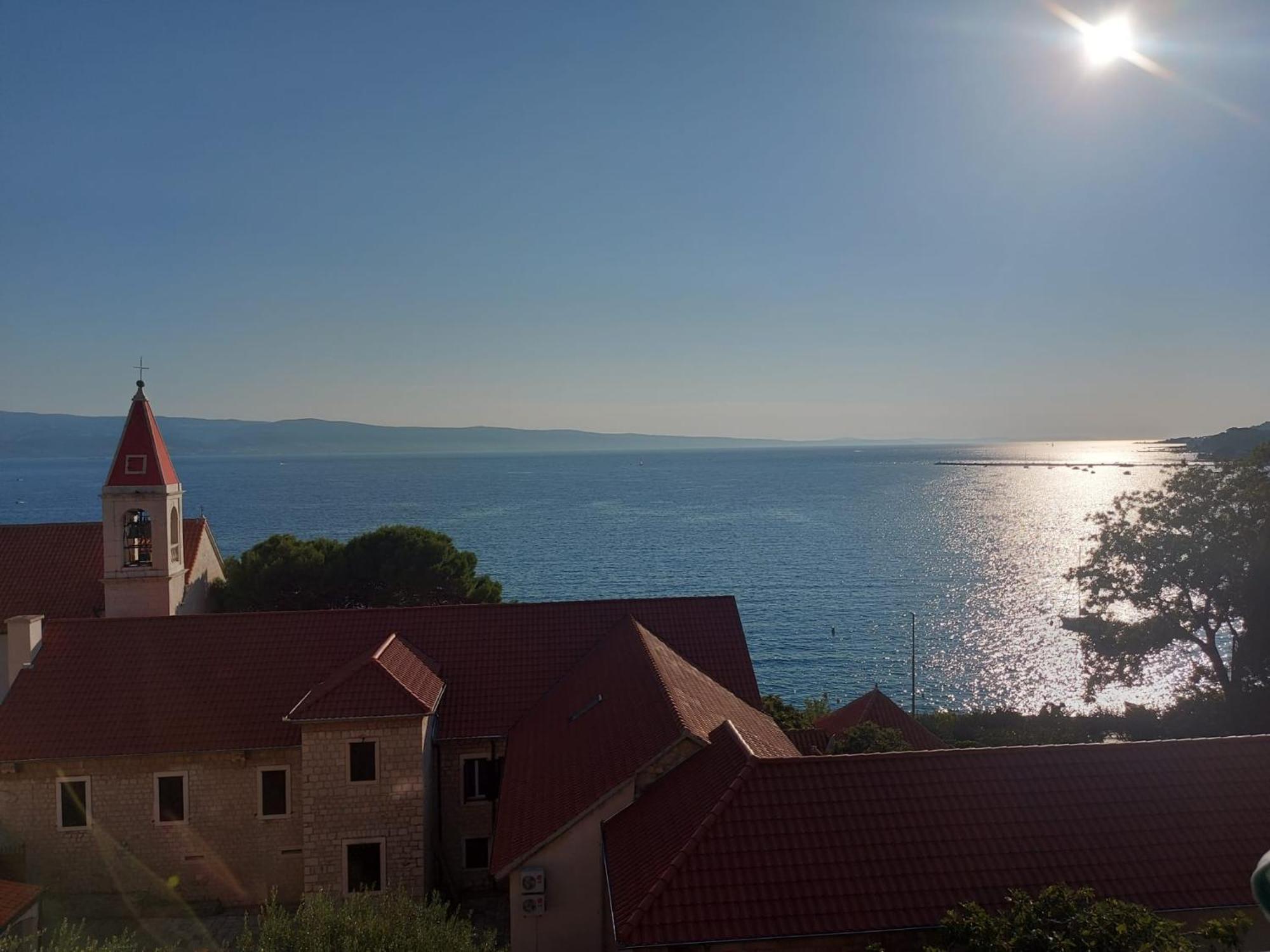 Sea View Panorama Apartment L Омиш Экстерьер фото