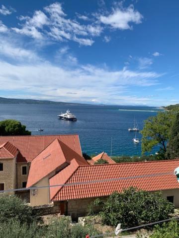 Sea View Panorama Apartment L Омиш Экстерьер фото